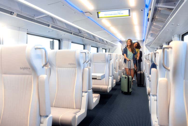 Tren de alta velocidad Brightline entre Boca Ratón y Orlando