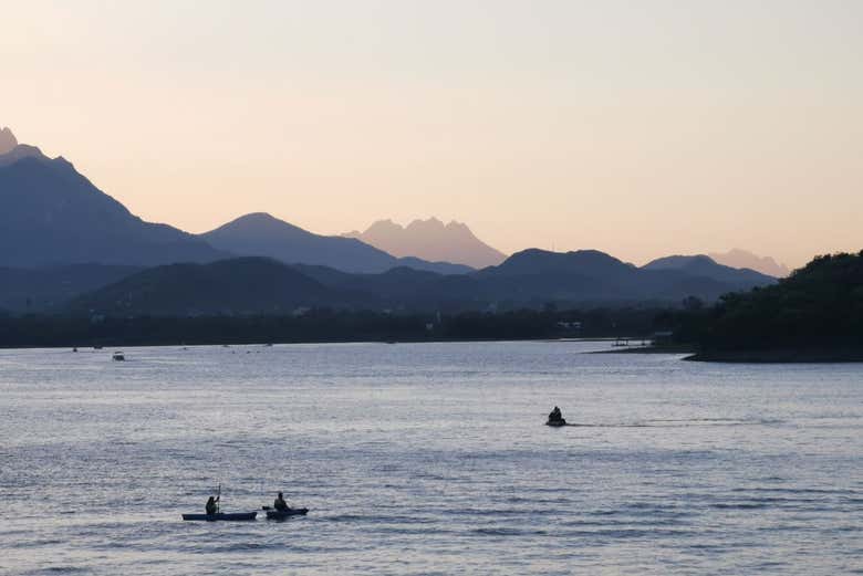 Excursión a Santiago + Tour en kayak por la presa La Boca