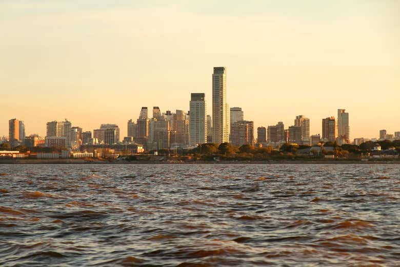 Paseo privado en velero por los ríos Tigre y de la Plata