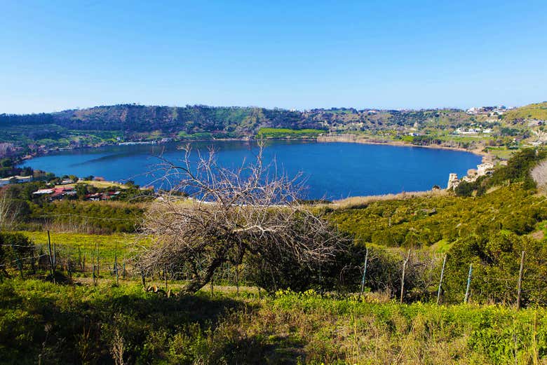 Tour por el lago del Averno
