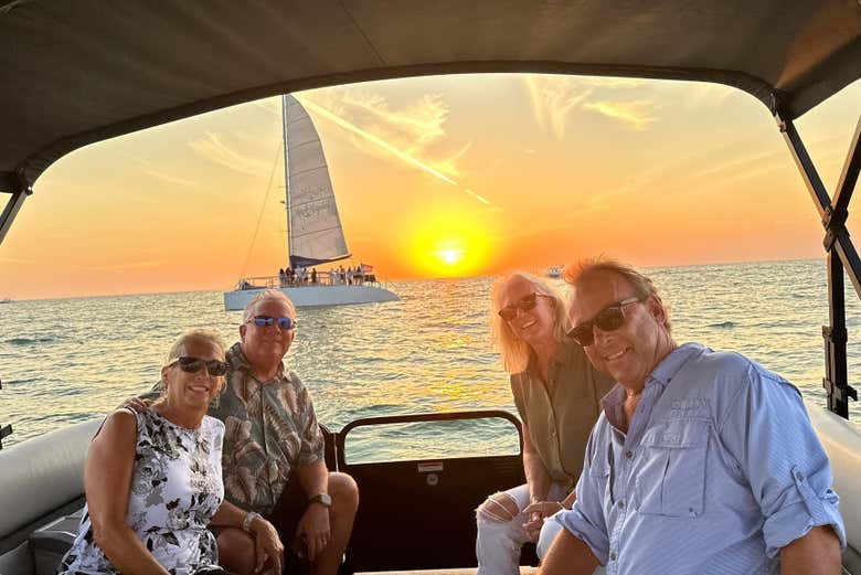 Paseo en barco al atardecer por Naples