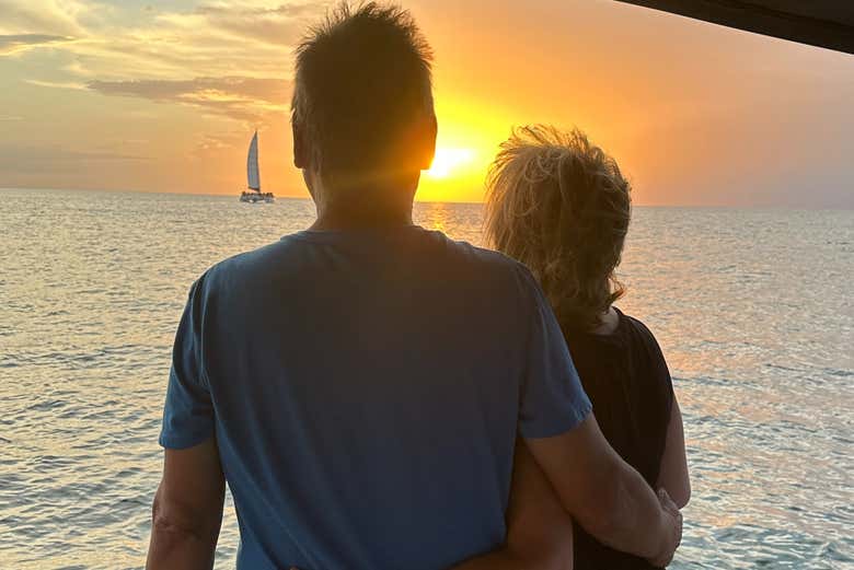 Paseo en barco al atardecer por Naples