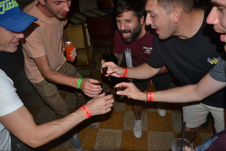 Pub Crawl ¡Tour de fiesta por Palermo!