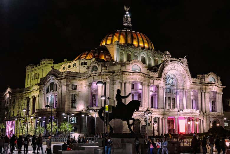 Tour nocturno por Ciudad de México