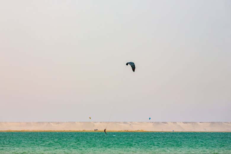 Curso de kitesurf en Dajla