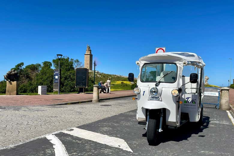 Tour privado en tuk tuk por La Coruña