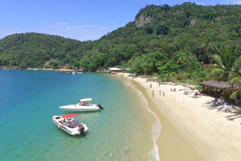 Ala delta acuático en Angra dos Reis