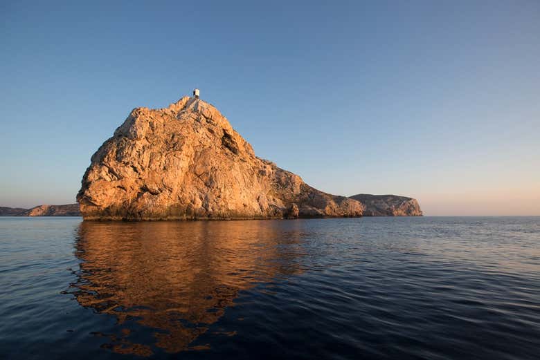 Tour por Cabrera, la vuelta a la isla en barco