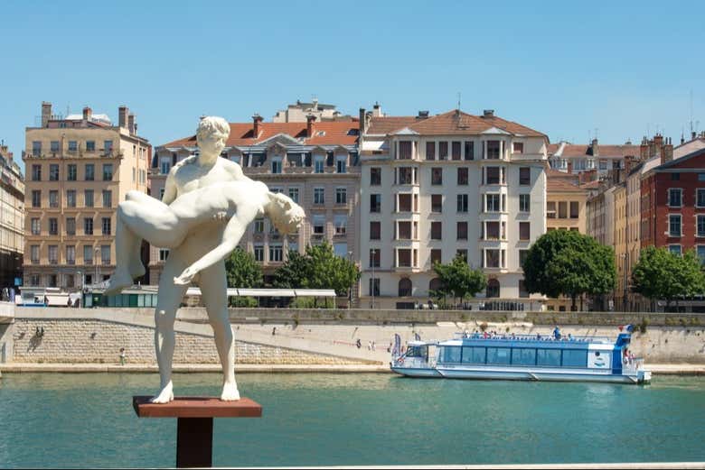 Paseo en barco por Lyon