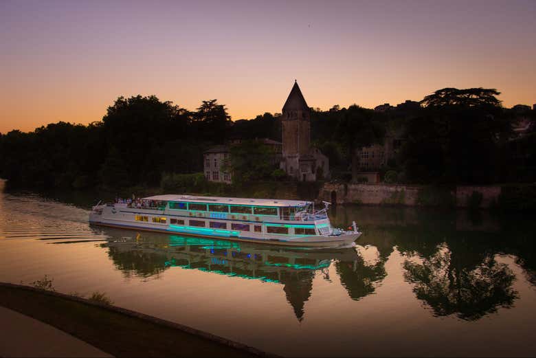 Crucero con comida o cena por Lyon