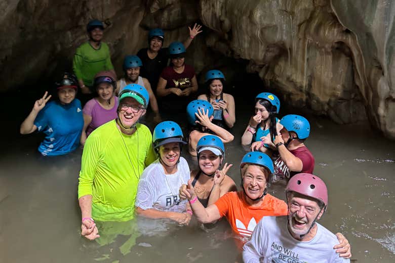 Barranquismo en la Cueva de las Golondrinas
