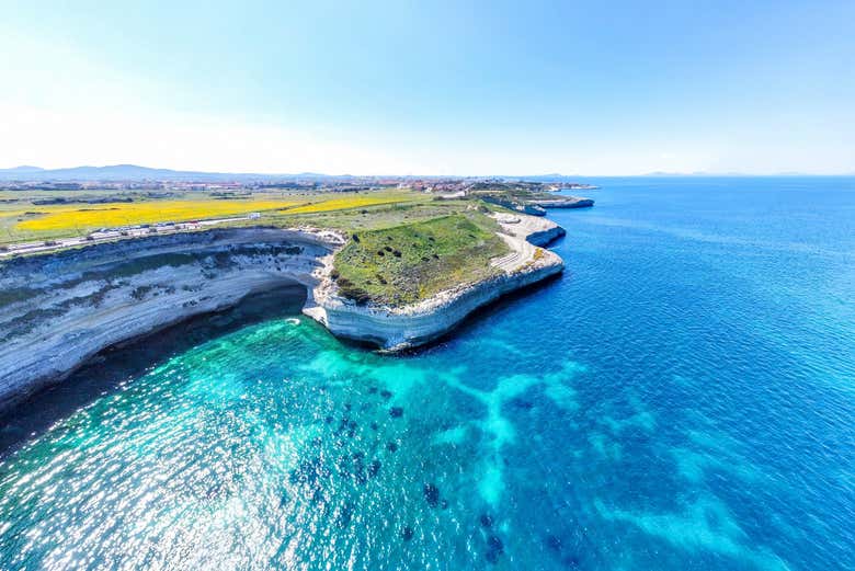 Tour en kayak por las cuevas de Porto Torres