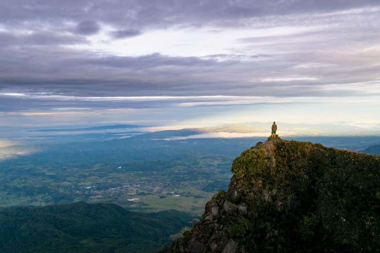 Tour en 4x4 por el volcán Barú al amanecer