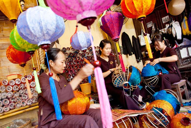 Taller de farolillos en Hoi An