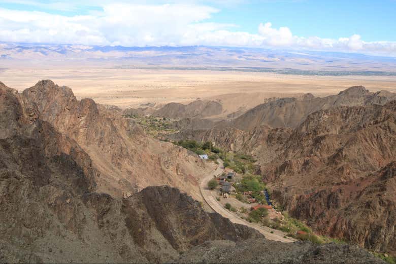 Ruta del Adobe y Termas de Fiambalá en 1 o 2 días