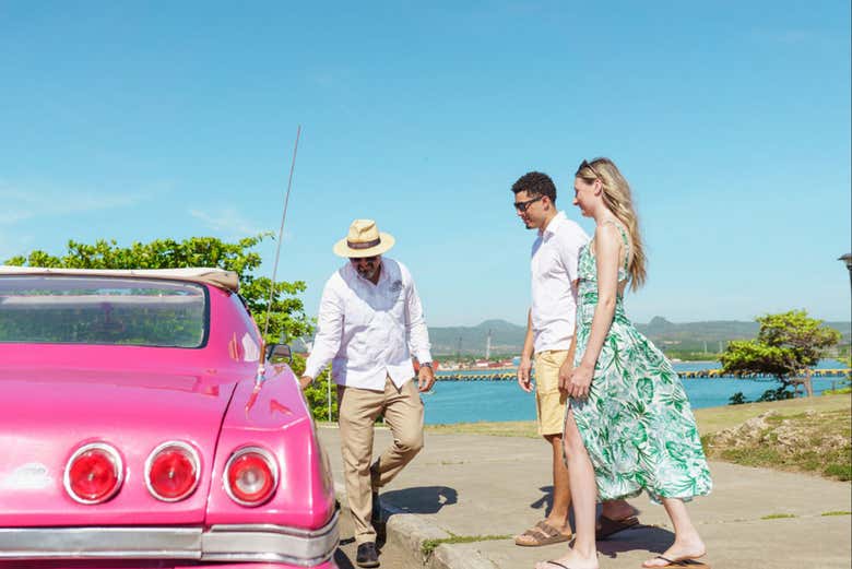 Paseo en coche clásico por Puerto Plata
