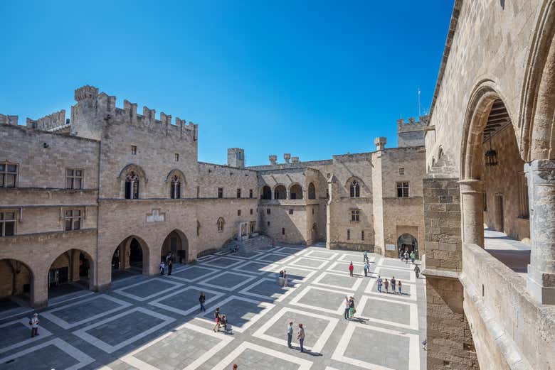 Entrada al Palacio del Gran Maestre de los Caballeros de Rodas