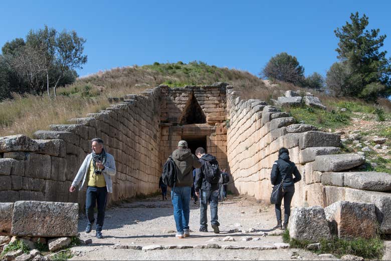 Entrada al yacimiento arqueológico de Micenas