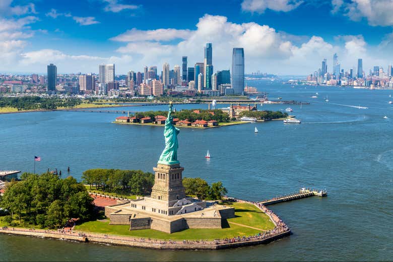 Ferry a la Estatua de la Libertad y Ellis Island + Audioguía