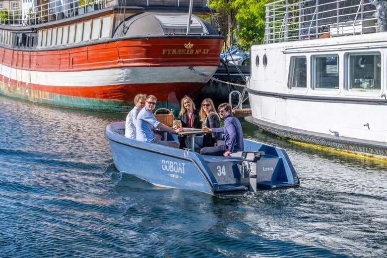 Alquiler de barco sin licencia en Copenhague