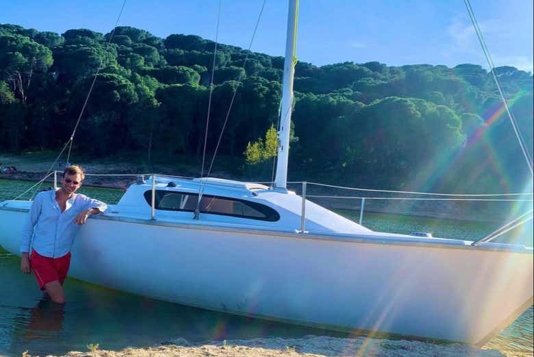 Alquiler de barco con patrón en el pantano de San Juan