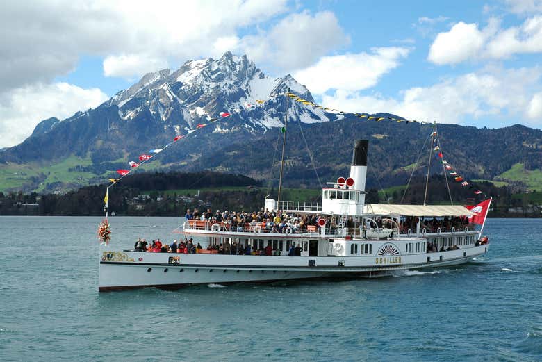 Excursión por libre al monte Pilatus + Barco por el lago de los Cuatro Cantones