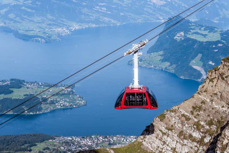 Excursión por libre al monte Pilatus + Barco por el lago de los Cuatro Cantones