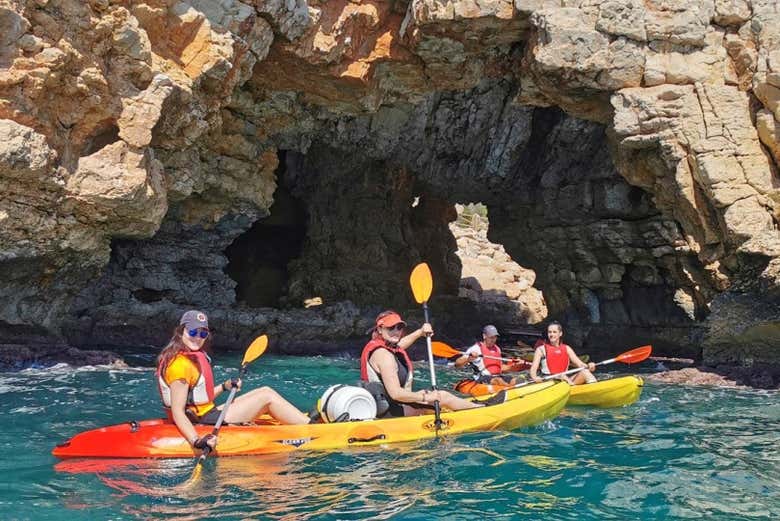 Tour en kayak por la Galera y Cap Blanc