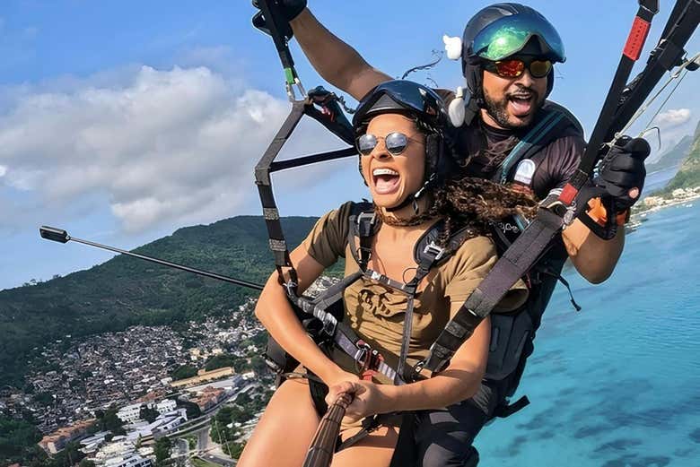 Vuelo en parapente por Niterói