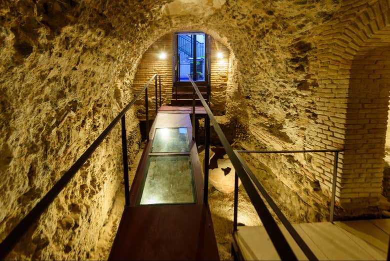 Tour por las termas romanas de Toledo + Sótanos y mazmorras