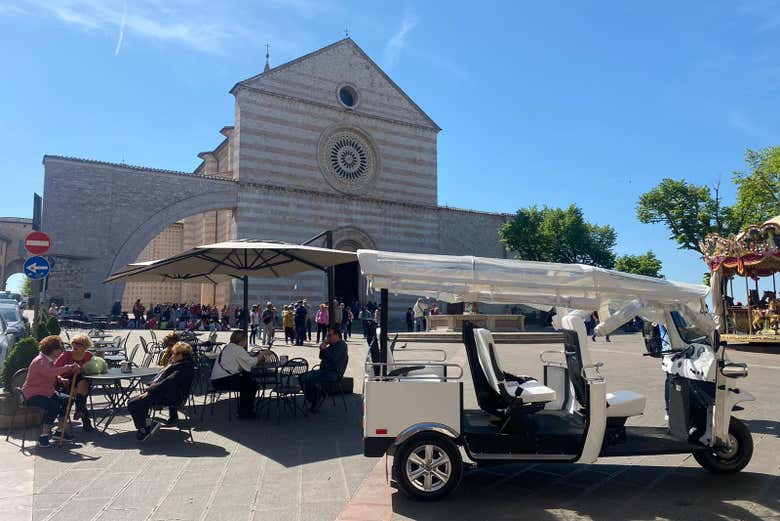 Tour en tuk tuk por Asís