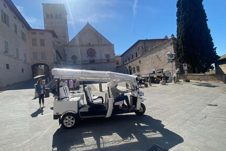 Tour en tuk tuk por Asís
