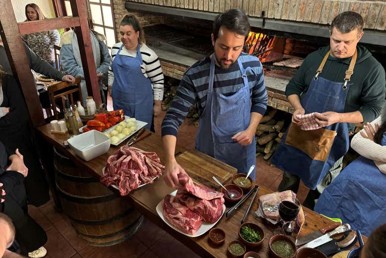 Asado uruguayo en la bodega Ángel Fallabrino