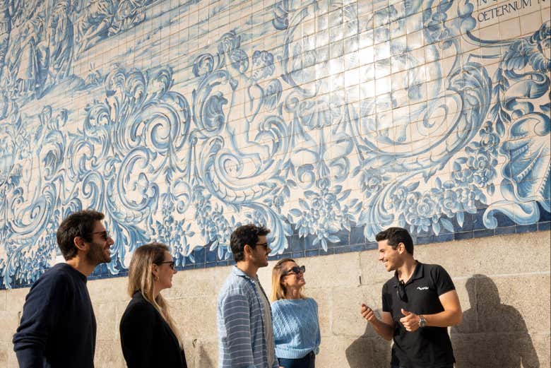 Tour por Oporto con visita a la Librería Lello + Paseo en barco y teleférico de Gaia