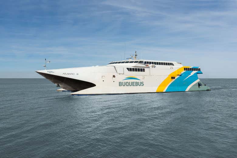 Excursión a Colonia del Sacramento + Autobús turístico
