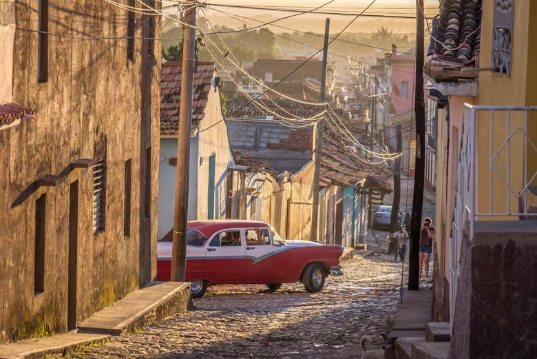 Alquiler de coche con conductor desde La Habana