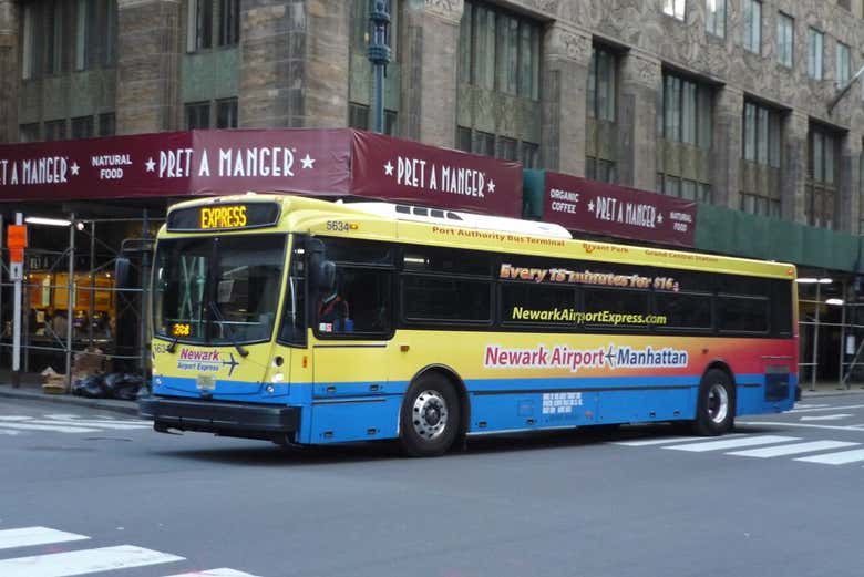 Autobús entre el Aeropuerto de Newark y Nueva York