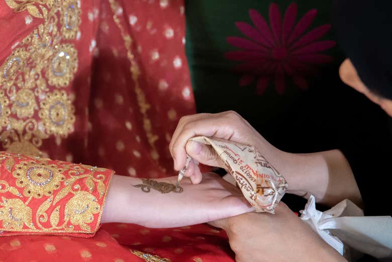 Taller de henna en Jasab