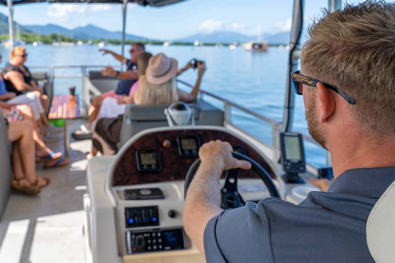 Paseo en barco por Trinity Inlet