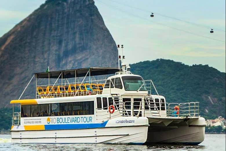 Paseo en catamarán por la bahía de Guanabara + Museo del Mañana