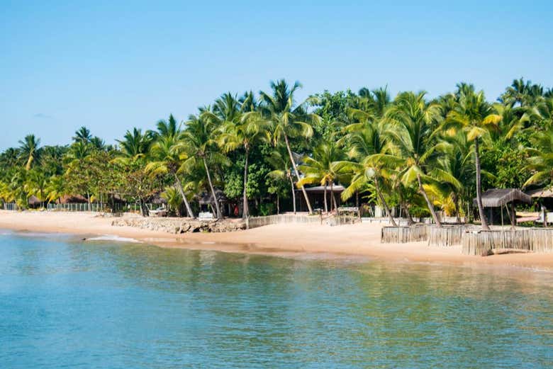 Excursión a la playa Taipu de Fora y las islas Pedra Furada y Goió