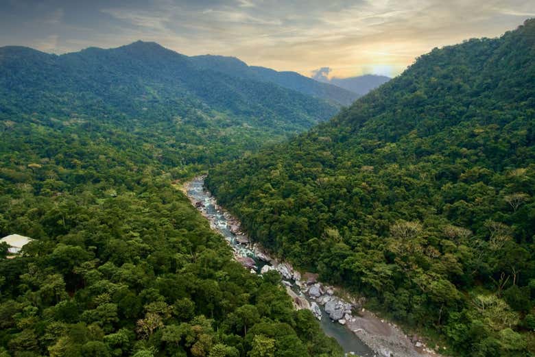 Excursión a la laguna de Cacao y la cuenca del río Cangrejal