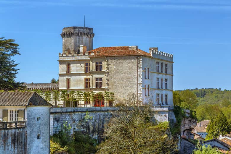 Entrada al castillo de Bourdeilles