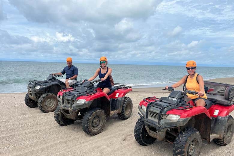 Tour en quad por la playa y la selva de Mazatlán