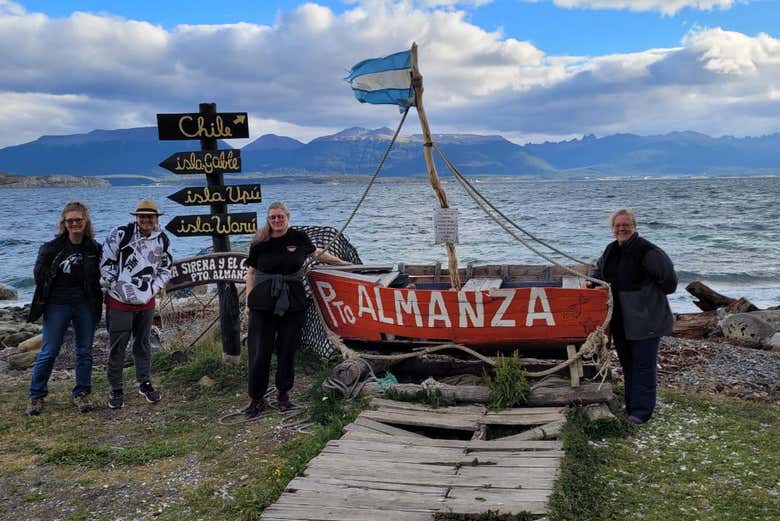 Ruta de la Centolla + Avistamiento de pingüinos en la isla Martillo