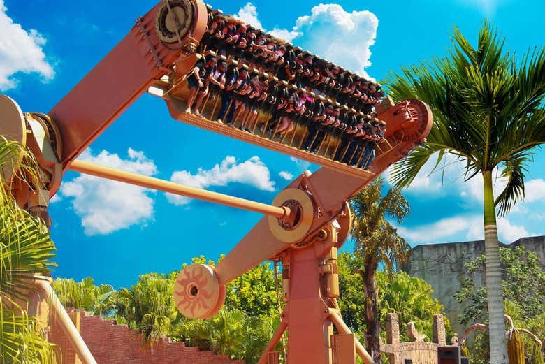 Excursión al parque Hopi Hari