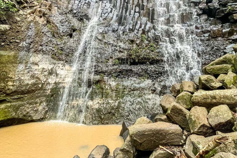 Senderismo hasta la cascada Los Tercios