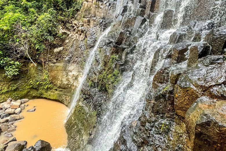 Senderismo hasta la cascada Los Tercios