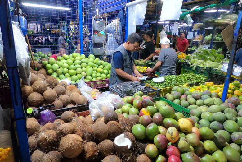Tour de la fruta colombiana por Medellín