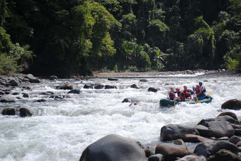 Rafting en el río Pacuare